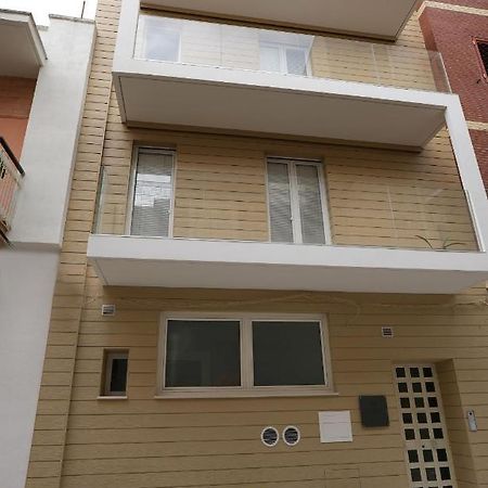Sopravento Apartments - マルゲリータ・ディ・サヴォイア エクステリア 写真