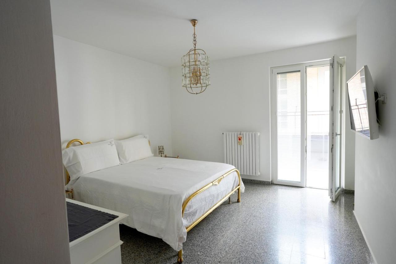 Sopravento Apartments - マルゲリータ・ディ・サヴォイア エクステリア 写真